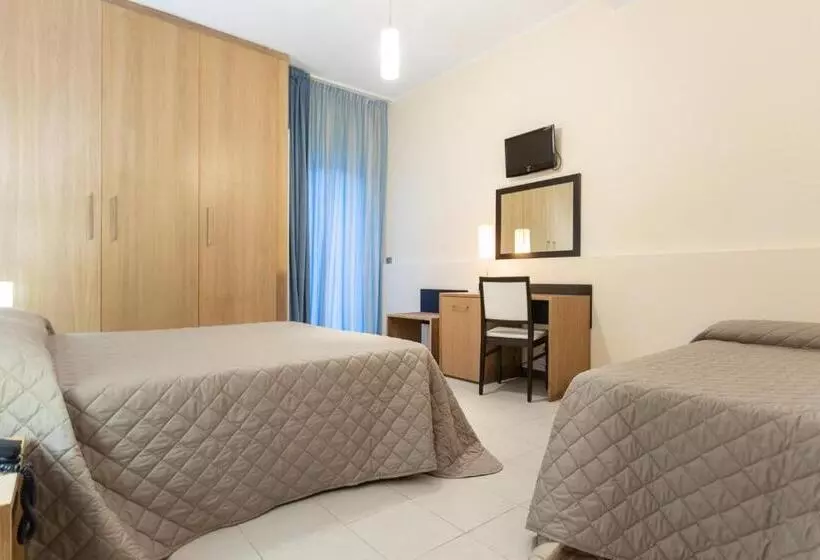اتاق استاندارد سه تخته با بالکن, Club Azzurro Hotel & Resort