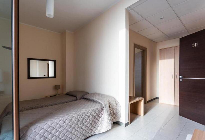 Четырехместный Номер Стандарт, Club Azzurro Hotel & Resort