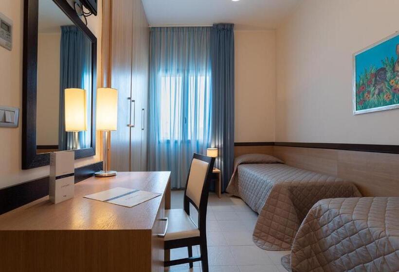 Одноместный Номер Basic, Club Azzurro Hotel & Resort