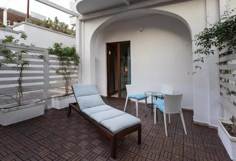 اتاق استاندارد اینتریور, Club Azzurro Hotel & Resort