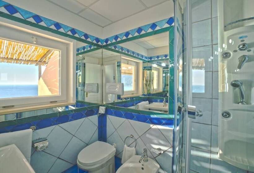 オーシャンビュースタンダードルーム, Grand Hotel San Pietro