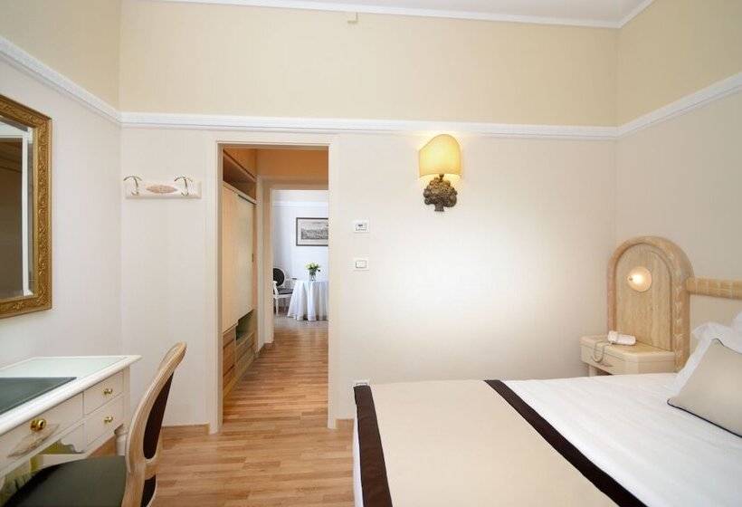 חדר דלוקס, Grand Hotel Vittoria