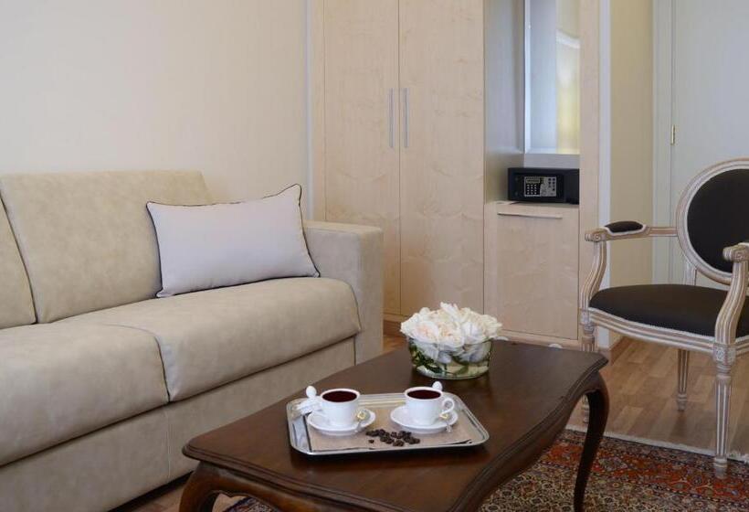 סוויטת ג'וניור, Grand Hotel Vittoria