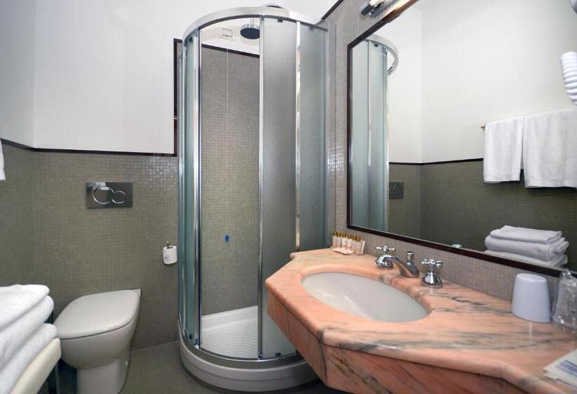 חדר קלאסי, Grand Hotel Vittoria