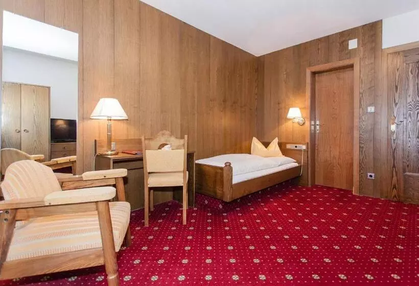 Economy Single Room, Am Wolfgrubenersee