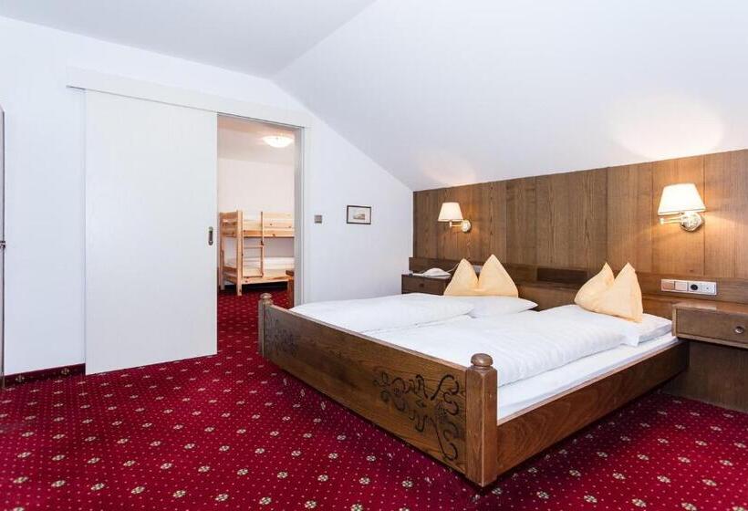 Семейный Номер, Am Wolfgrubenersee
