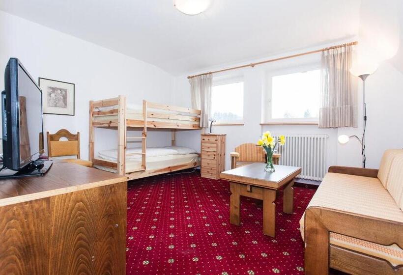 Семейный Номер, Am Wolfgrubenersee