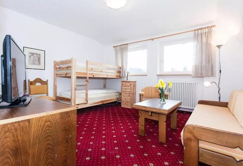 Family Room, Am Wolfgrubenersee