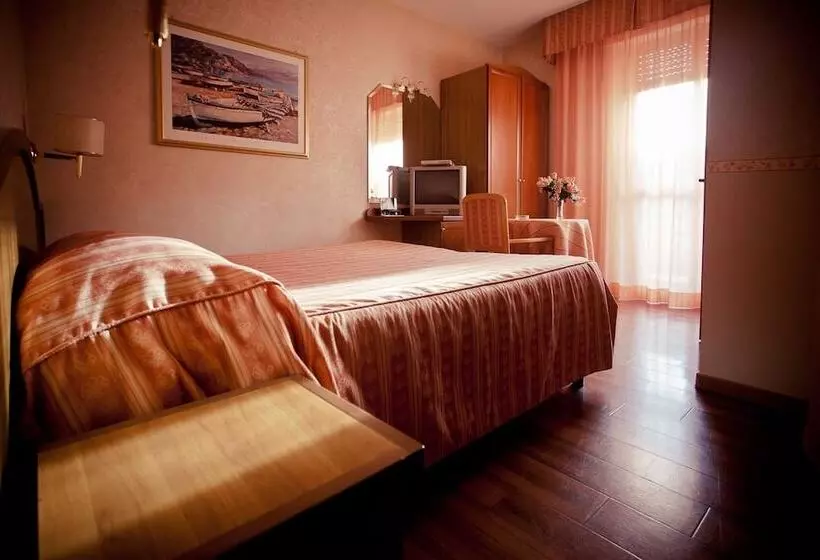 اتاق استاندارد, Phi Hotel Ambra