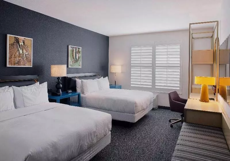 اتاق استاندارد, Phi Hotel Ambra