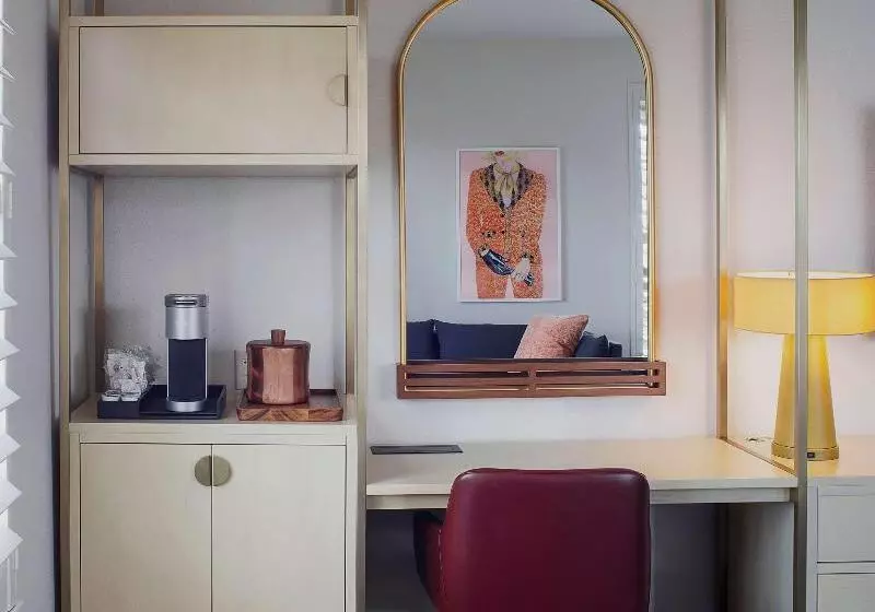 اتاق استاندارد, Phi Hotel Ambra