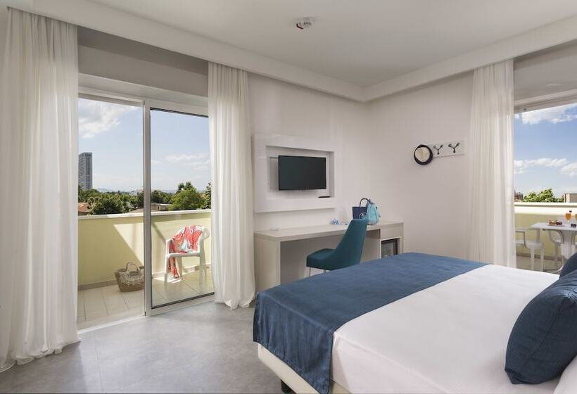 غرفة ديلوكس, Astoria Suite