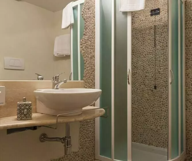 クラシックルーム, Bluebay Colle Della Trinità Perugia