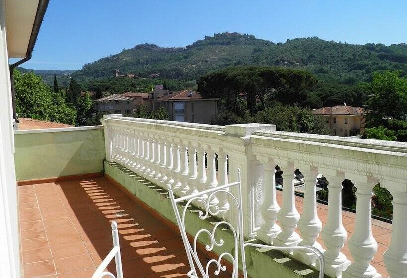 חדר דלוקס, Cappelli