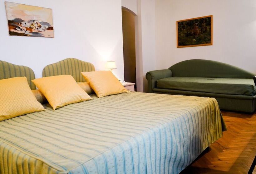 חדר דלוקס, Cappelli