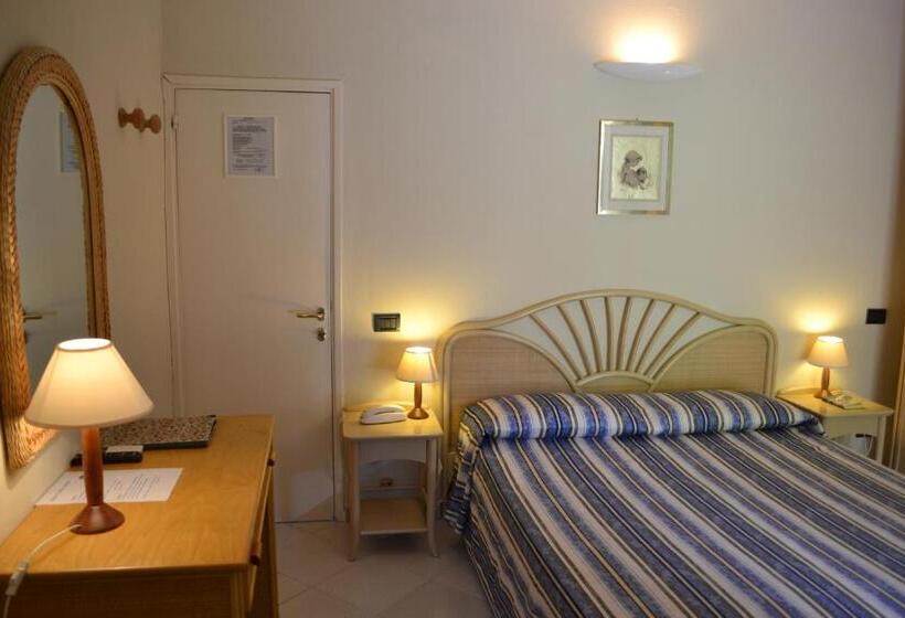 标准间带露台, Danila