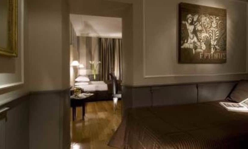 סוויטת ג'וניור, Duca D Alba Hotel   Chateaux & Hotels Collection