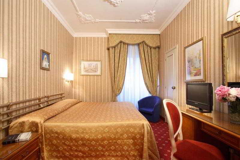 اتاق استاندارد, Eliseo