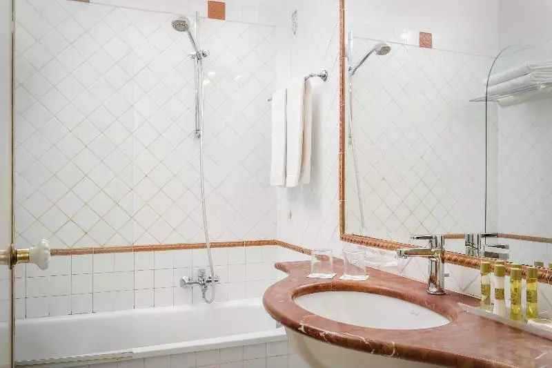 اتاق استاندارد, Eurostars Centrale Palace