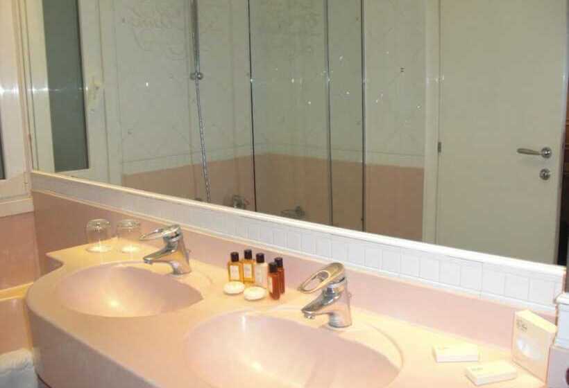 Номер Basic, Grand Hotel Des Bains