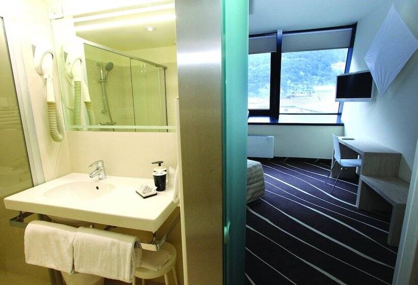 Семейный Номер, Grand Hotel Riva