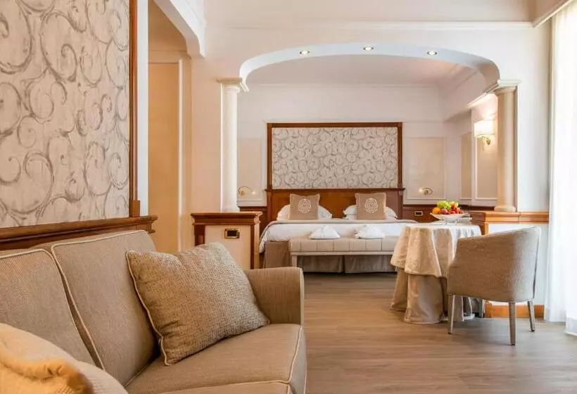 Superior suite with balcony, Grand Hotel Terme & Spa