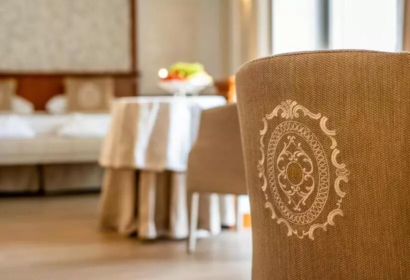 Superior suite with balcony, Grand Hotel Terme & Spa