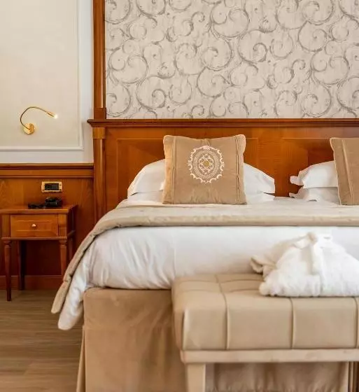 Superior suite with balcony, Grand Hotel Terme & Spa
