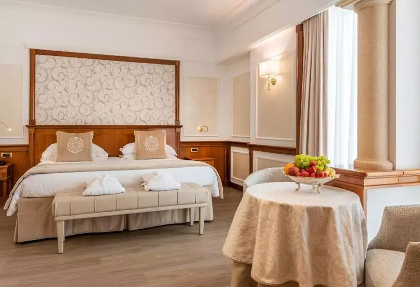 Superior suite with balcony, Grand Hotel Terme & Spa