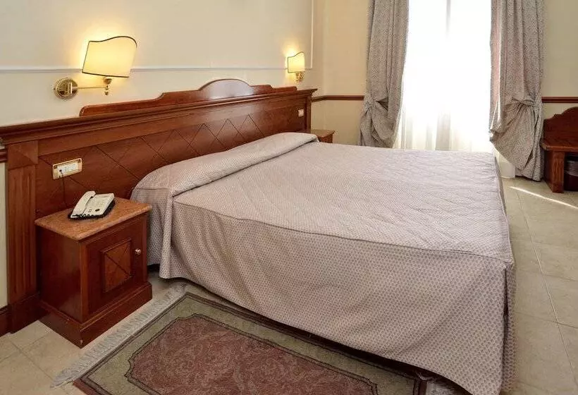 اتاق استاندارد با چشم‌انداز شهر, Hiberia