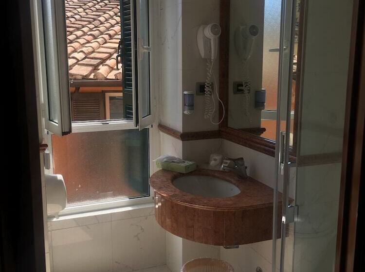 غرفة سوبيريور, Hiberia