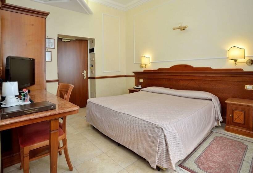 غرفة قياسية ثلاثية, Hiberia