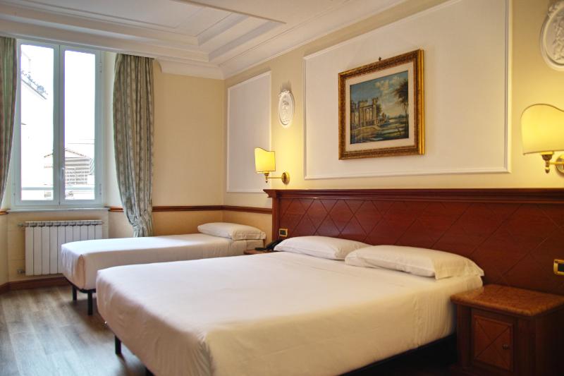 חדר סטנדרט לארבעה, Hiberia