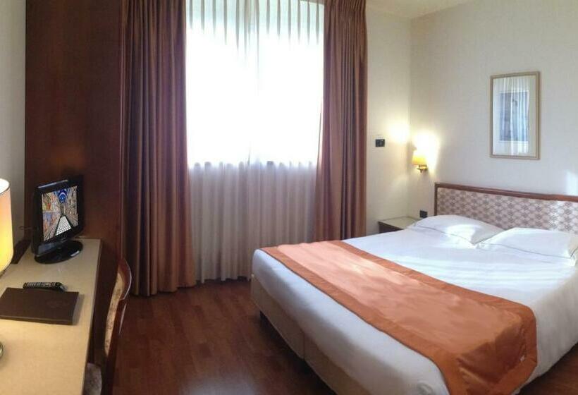 Quarto Estandar, Marconi