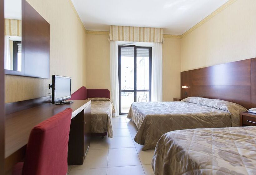 اتاق استاندارد چهار تخته, Metropole