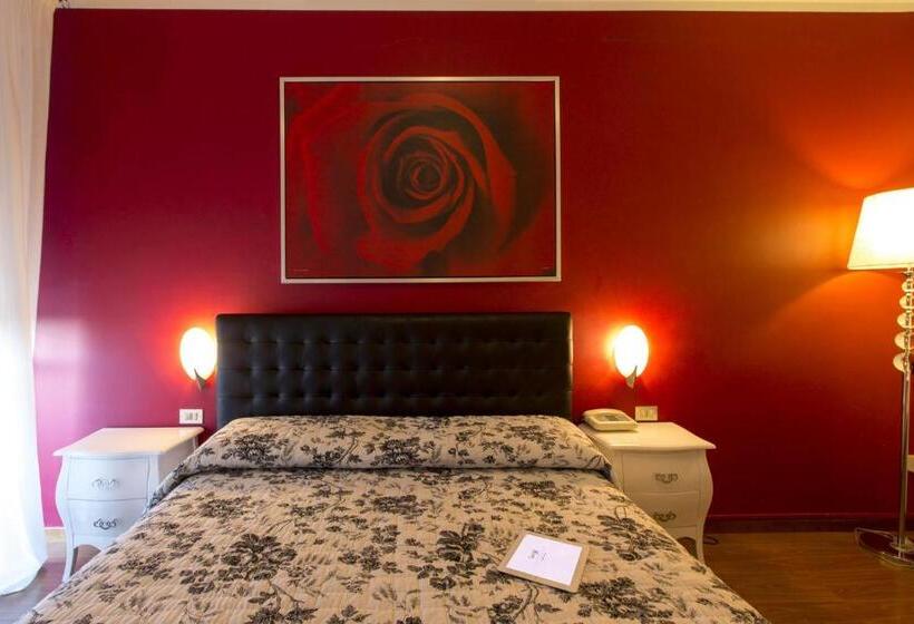 スタンダードルーム, Palace Del Conero