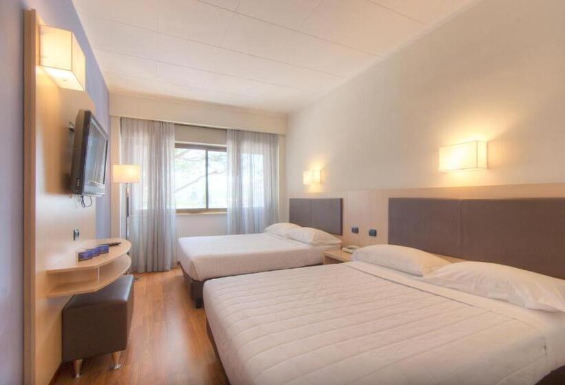 Chambre Executive, Palace Del Conero