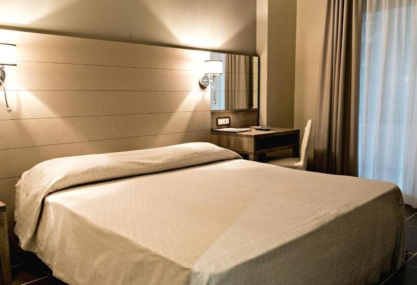 اتاق راحتی, Pineta Palace