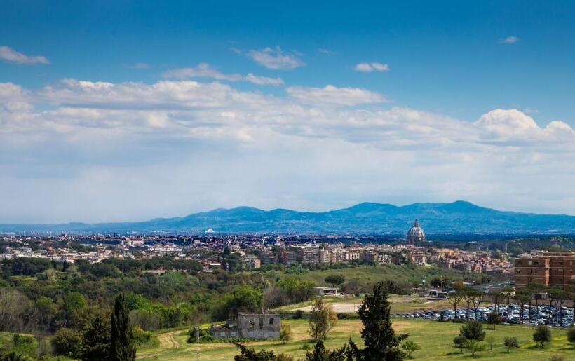 اتاق سوپریور, Pineta Palace