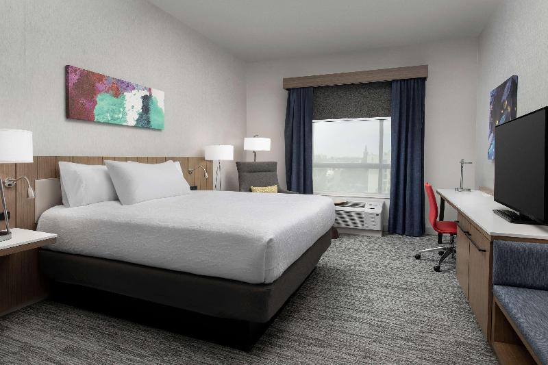 اتاق راحتی سه تخته, Pineta Palace