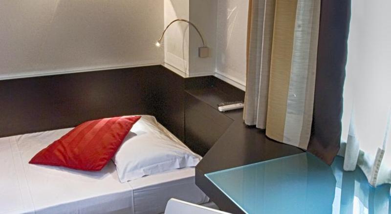 Economy Éénpersoonskamer, Raganelli