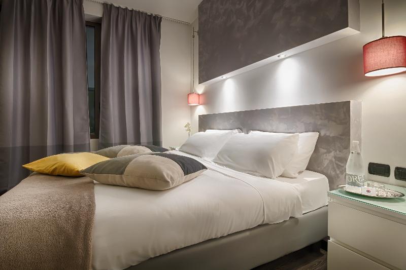 Comfort Kamer, Raganelli