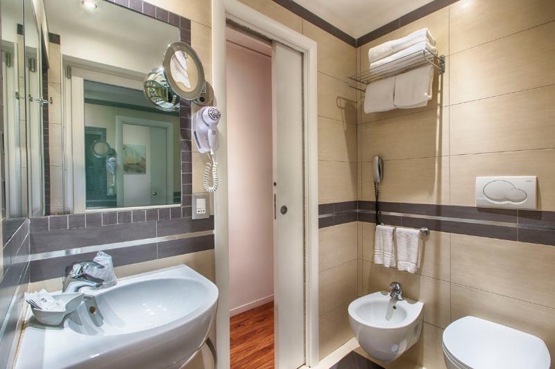 Familiekamer, Raganelli