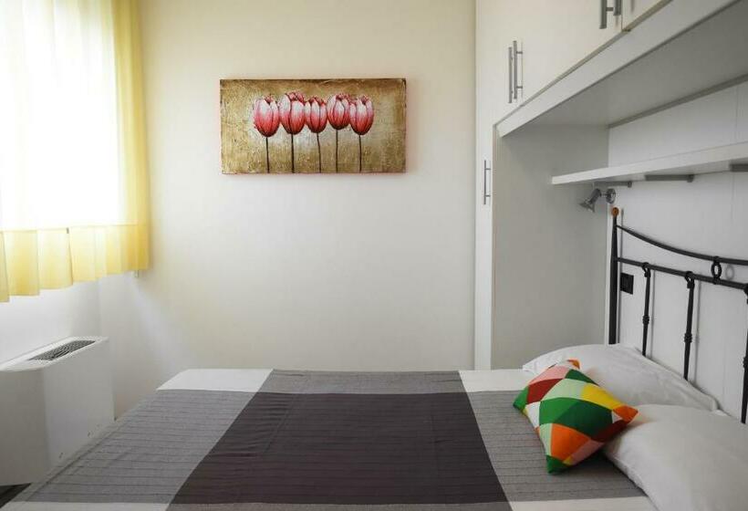 带1个卧室的带海景的公寓, Residence Moderno