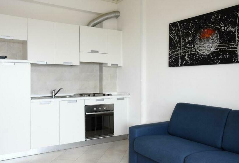 带1个卧室的带海景的公寓, Residence Moderno