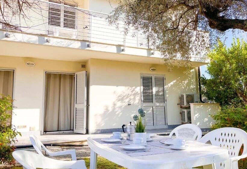 庭の見える1ベッドルームアパートメント, Homiday Residence K2