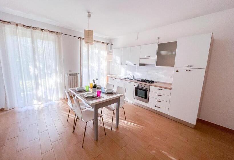 庭の見える1ベッドルームアパートメント, Homiday Residence K2