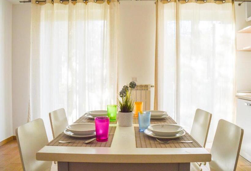 庭の見える1ベッドルームアパートメント, Homiday Residence K2