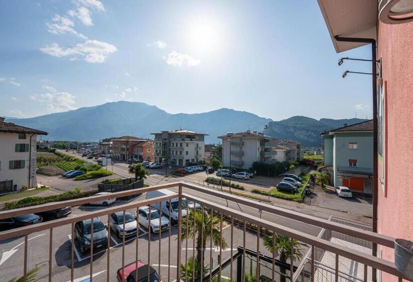 Comfort room with balcony, Rudy