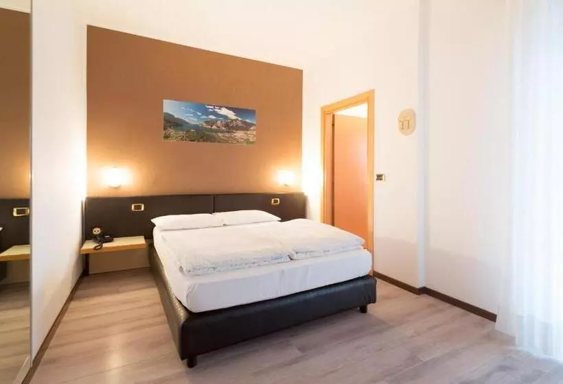 Comfort room with balcony, Rudy